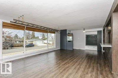 Interior photo 4 of 8607 62 ST NW