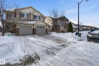 Interior photo 2 of 2424 CASSELMAN CR SW