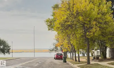 Interior photo 2 of 4814 53 ST