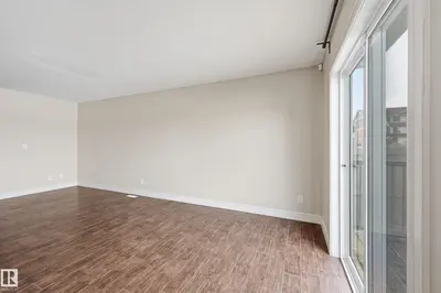 Interior photo 4 of 1351 CUNNINGHAM DR SW