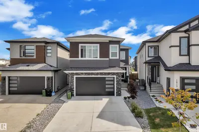 Interior photo 3 of 1809 18A AV NW