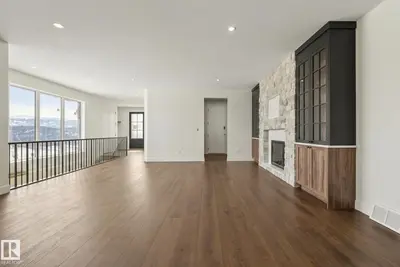 Interior photo 3 of 149 EASTGATE WAY