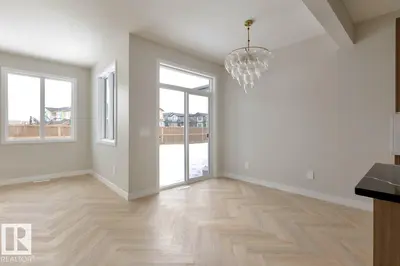 Interior photo 3 of 2637 62 ST SW