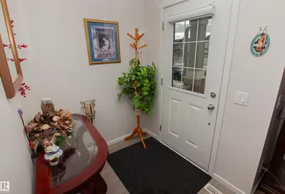 Interior photo 4 of 2902 MAPLE WY NW