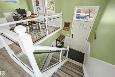 Interior photo 1 of #36 1440 SHERWOOD DR