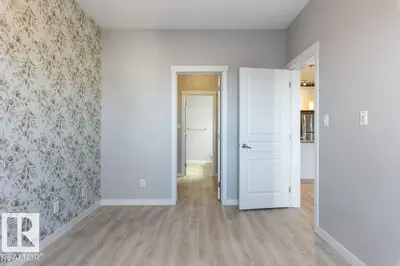 Interior photo 4 of #304 812 WELSH DR SW