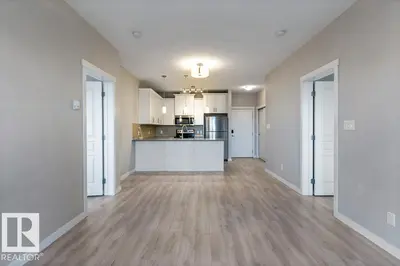 Interior photo 1 of #304 812 WELSH DR SW