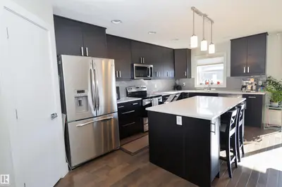 Interior photo 4 of 10433 70 AV NW