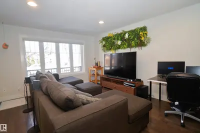 Interior photo 2 of 10433 70 AV NW