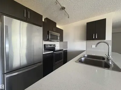 Interior photo 4 of #312 667 WATT BV SW