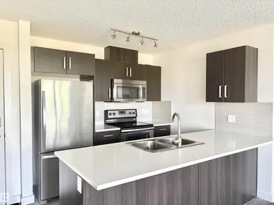 Interior photo 1 of #312 667 WATT BV SW