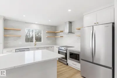 Interior photo 4 of #194 51112 RGE ROAD 222
