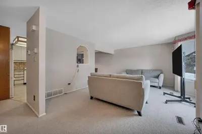 Interior photo 3 of 39 WOODSTOCK DR