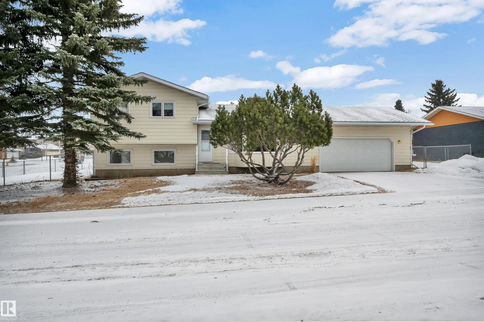39 WOODSTOCK DR, Sherwood Park - 4 bedroom Detached Single Family for sale