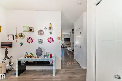 Interior photo 4 of 3059 CHECKNITA WY SW