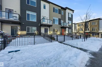 Interior photo 1 of #54 804 WELSH DR SW