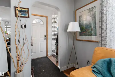 Interior photo 1 of 10919 116 ST NW