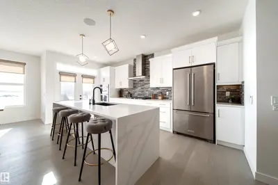 Interior photo 3 of 19 STURTZ PL