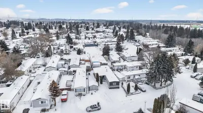 Interior photo 4 of 543 Evergreen ST NW