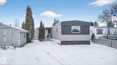 Interior photo 1 of 543 Evergreen ST NW