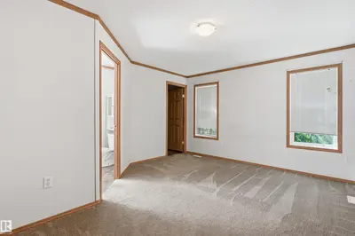 Interior photo 3 of 453020 RGE ROAD 274