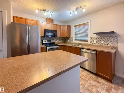 Interior photo 2 of 6032 38 AV NW