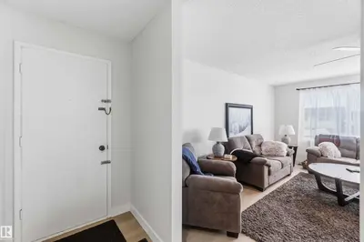 Interior photo 2 of 4615 49 AV