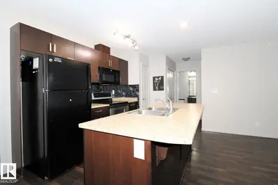 Interior photo 2 of #430 5515 7 AV SW