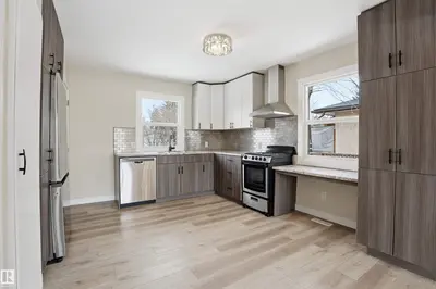 Interior photo 3 of 12235 ST ALBERT TR NW