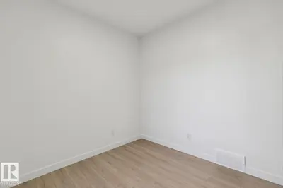 Interior photo 2 of 4028 207 ST NW