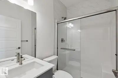 Interior photo 4 of 4028 207 ST NW