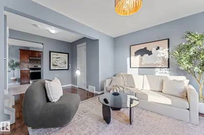 Interior photo 4 of 12713 116 ST NW