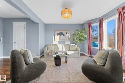 Interior photo 3 of 12713 116 ST NW