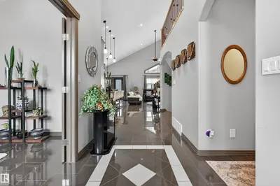 Interior photo 2 of 1213 CUNNINGHAM DR SW