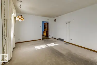 Interior photo 4 of 11222 95 ST NW