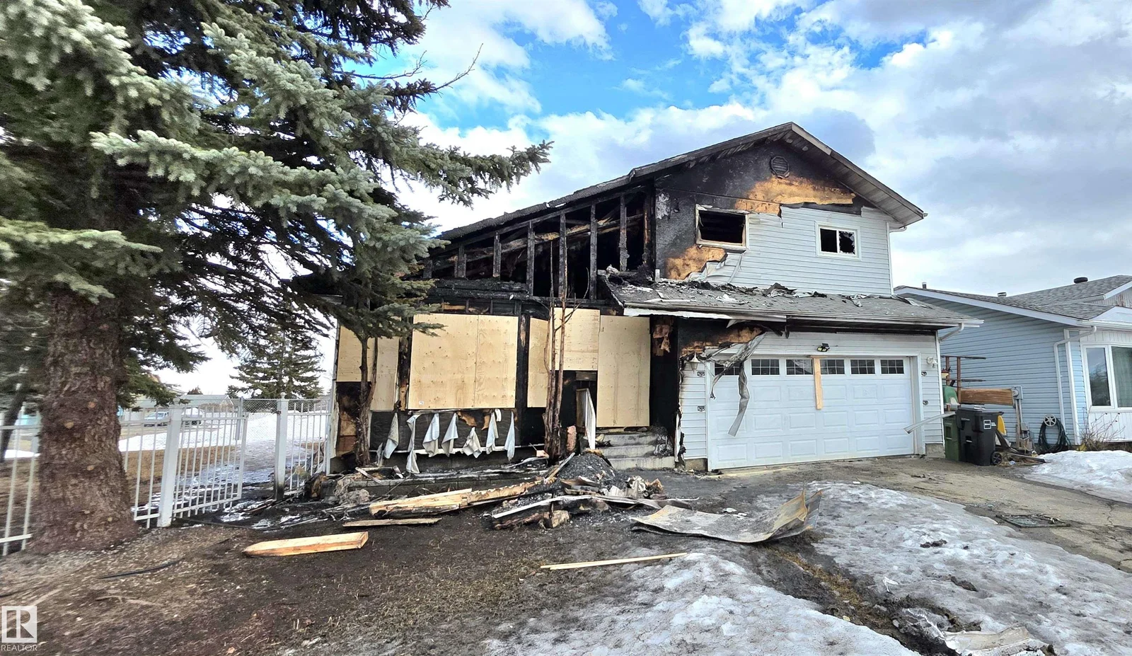 13835 120 ST NW, Edmonton - 1 bedroom Detached Single Family for sale