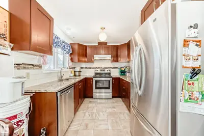 Interior photo 3 of 3933 103B ST NW