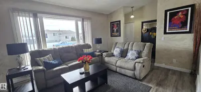 Interior photo 2 of 4410 56a AV