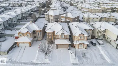 Interior photo 2 of 13608 160 AV NW