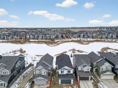 Interior photo 4 of 16512 34 AV SW