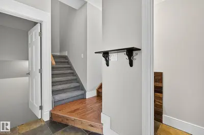 Interior photo 3 of 146 CALLINGWOOD PL NW