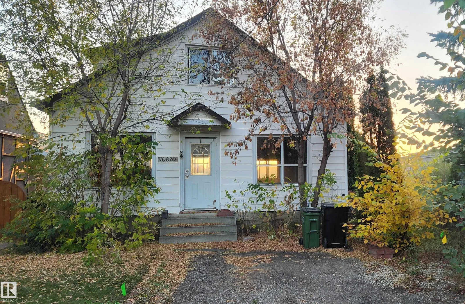 10870 75 ST NW, Edmonton - 1 bedroom Detached Single Family for sale