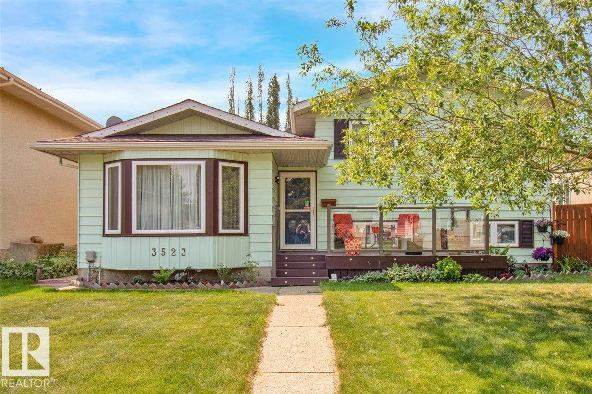 3523 18A AV NW, Edmonton - 4 bedroom Detached Single Family for sale