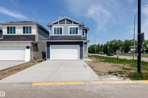 5004 53 ave, Calmar - $459,000
