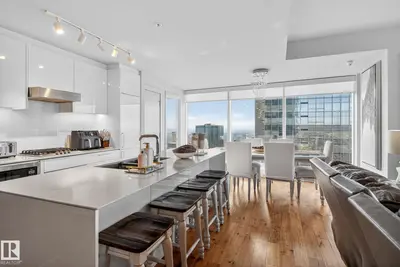 Interior photo 3 of #4206 10360 102 ST NW