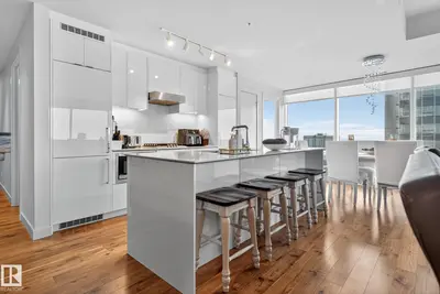 Interior photo 2 of #4206 10360 102 ST NW