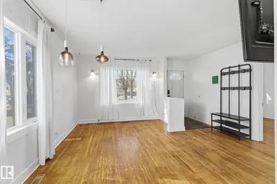 Interior photo 2 of 12821 122 ST NW