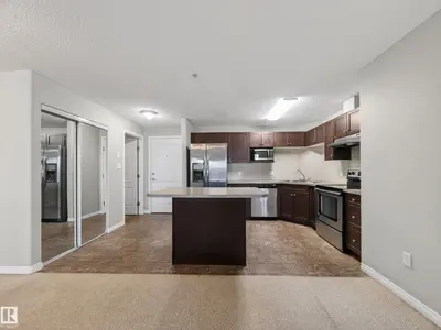 Interior photo 4 of #1111 9363 SIMPSON DR NW