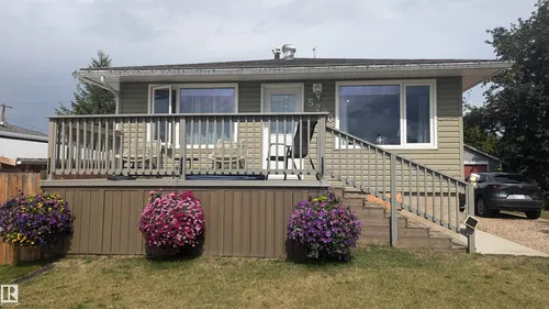 5220 53 AV, Mundare - $239,000