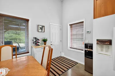 Interior photo 3 of 61112 HIGHWAY 855